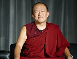Khyentse Rinpoche in discourse